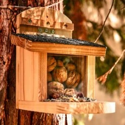Futterhaus Für Eichhörnchen Flachdach Zedernholz Bitumen Unbehandelt 13 Futterhaus Für Eichhörnchen Flachdach Zedernholz Bitumen Unbehandelt -Gartenbedarf Geschäft 10038115 yy 0005 logo